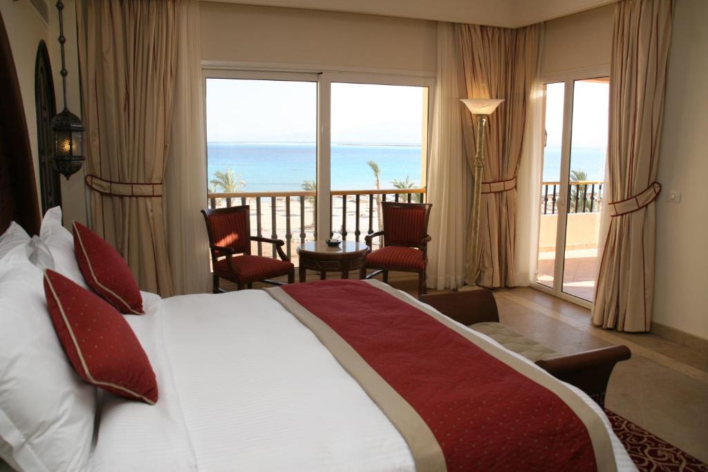 KEMPINSKI HOTEL SOMA BAY